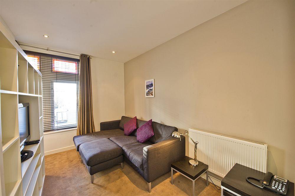 Native Fulham Apartment London Exterior photo